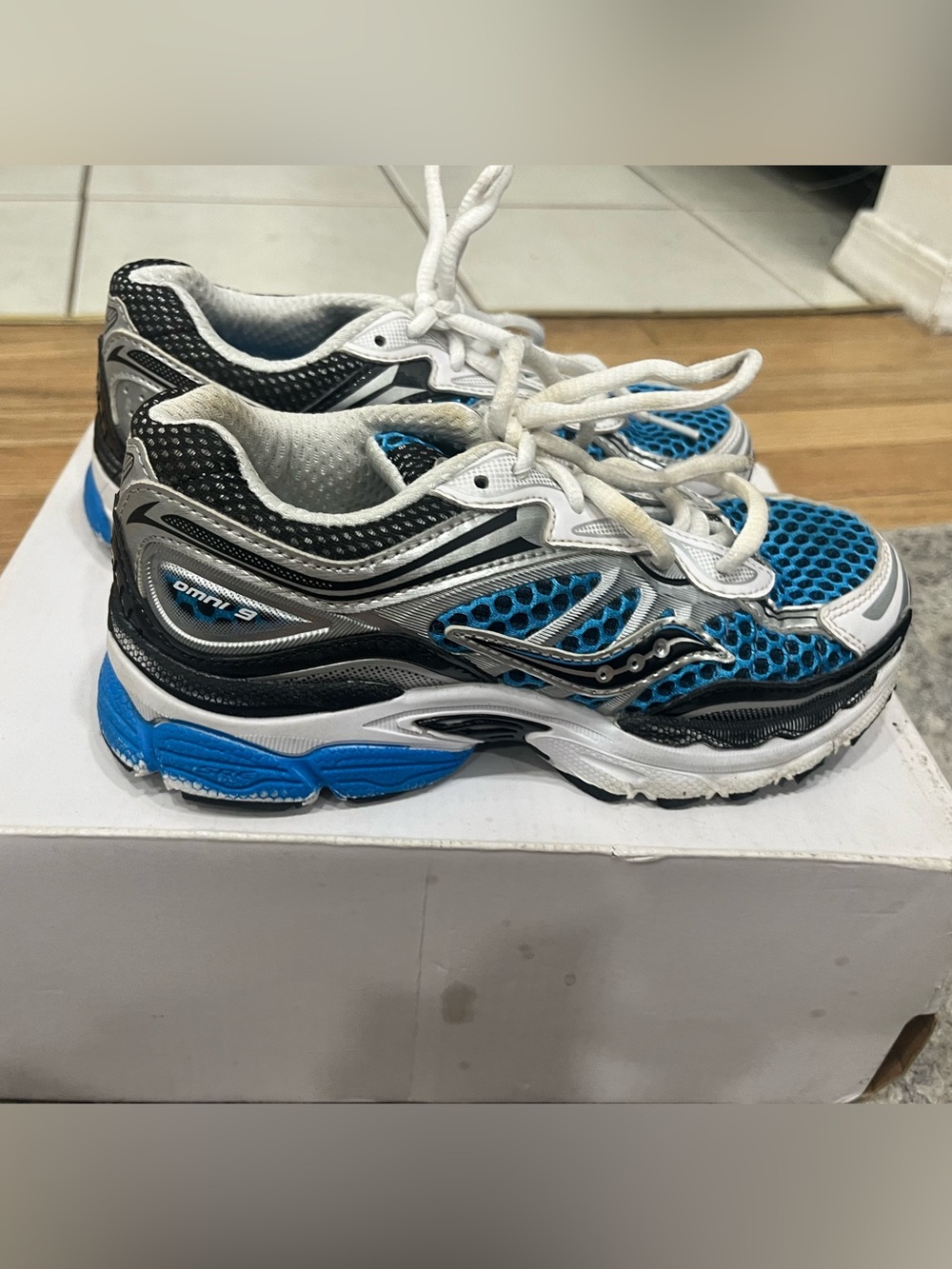 Saucony Blue/Silver Running Shoes Box - Men's 13 M